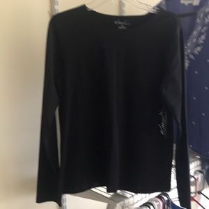 Lady’s long sleeve t-shirt